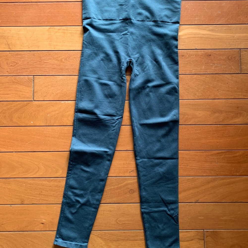 Post partum leggings